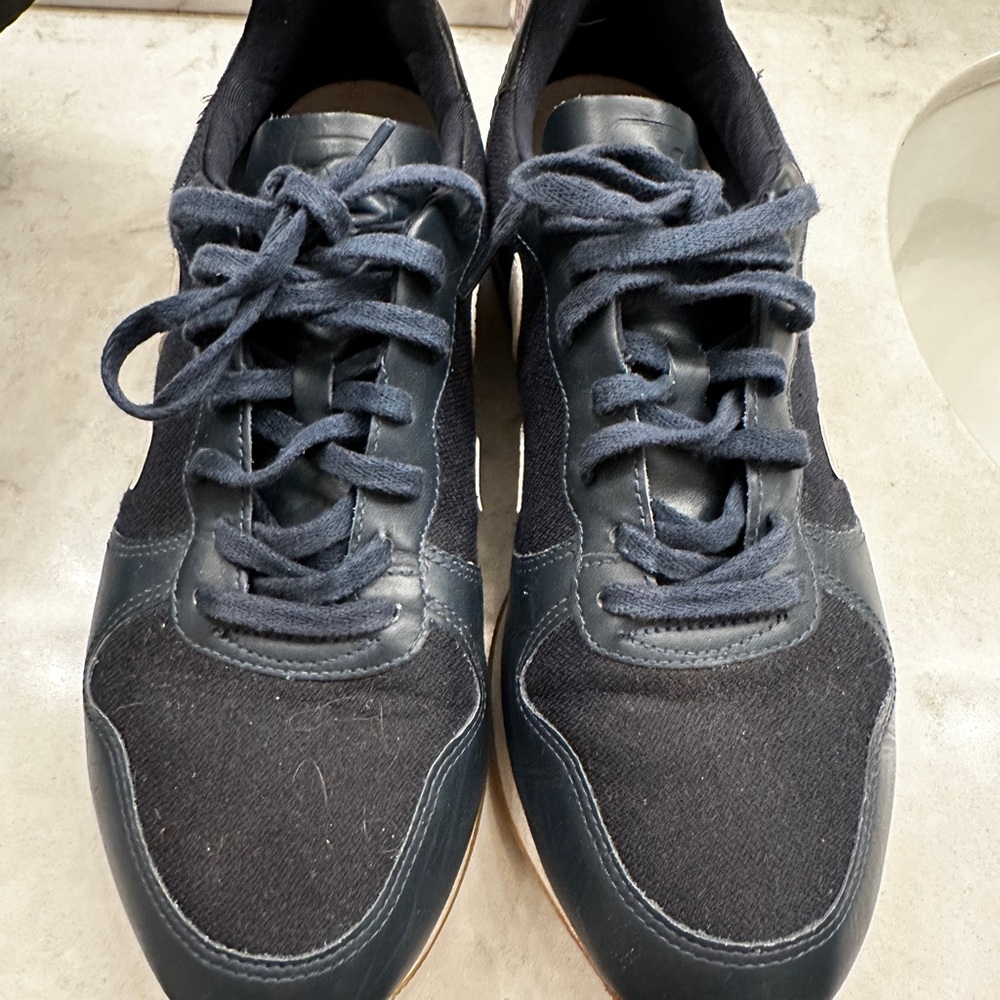 Men's Navy Veja Sneakers